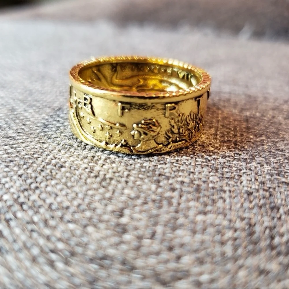 Brand New Vintage Golden Half Dollar Coin Ring